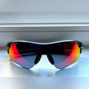 Oakley Radarlock